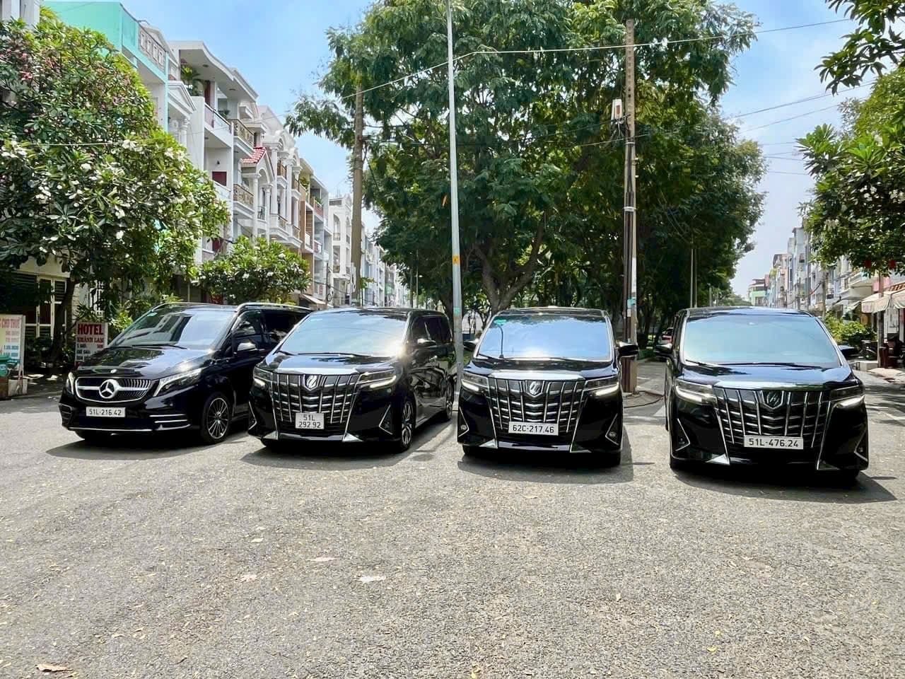 Private Hire with Driver: Hanoi (HAN) – Ninh Binh Heritage Site (Full-day 10 Hours)