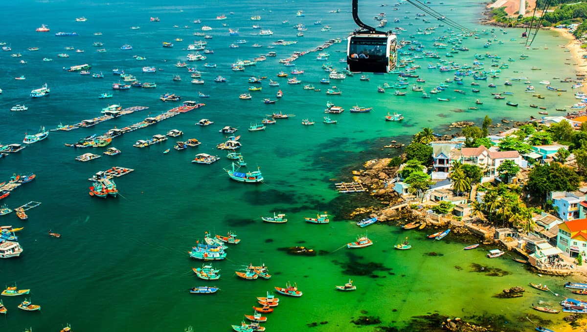 Phu Quoc Island Hopping: Speedboat, Snorkeling & Sunset BBQ