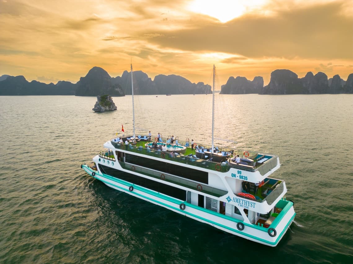 Amethyst Cruise - Ultra-Luxury Day Cruise