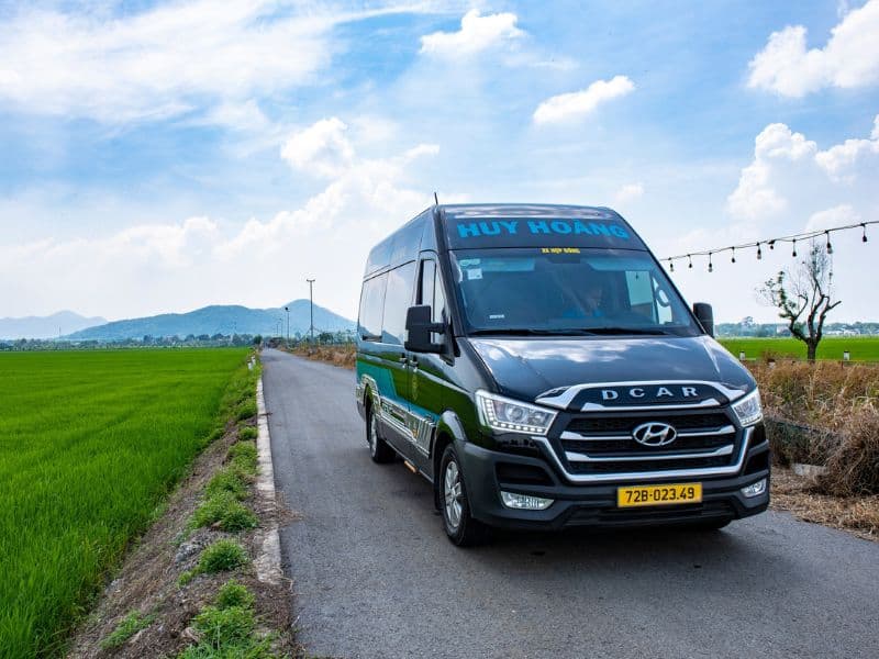 Huy Hoang Limousine