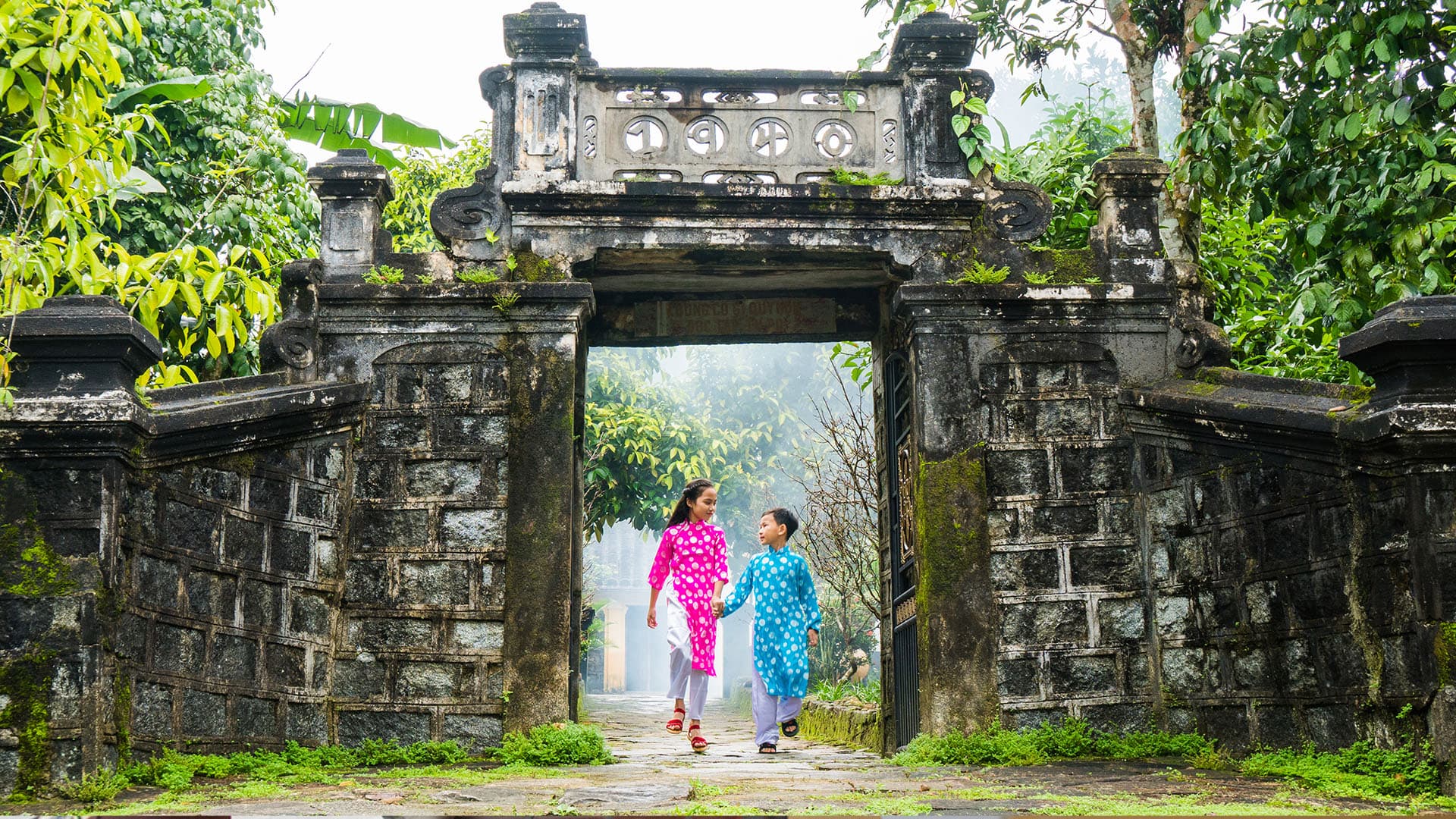 Làng cổ Lộc Yên – Nơi thời gian lưu dấu